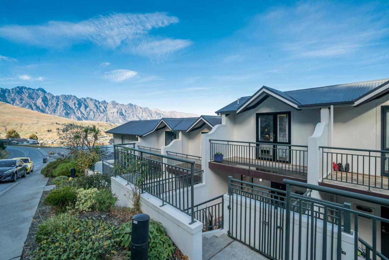 Ferienwohnung Alpine Loft With Jaw-Dropping View! Queenstown Exterior foto